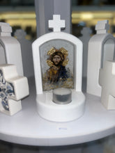 Load image into Gallery viewer, Mini altar church with Jesus